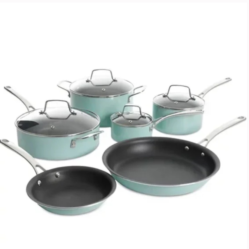 10-Pc. Hard-Enameled Aluminum Nonstick Cookware Set ( New with box)